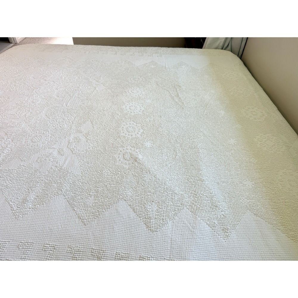 Vintage Maine Heritage Weavers Cream Off White Hobnail Coverlet Bedspread 120x96 - Picture 7 of 11